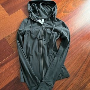 Lululemon nulu defines jacket